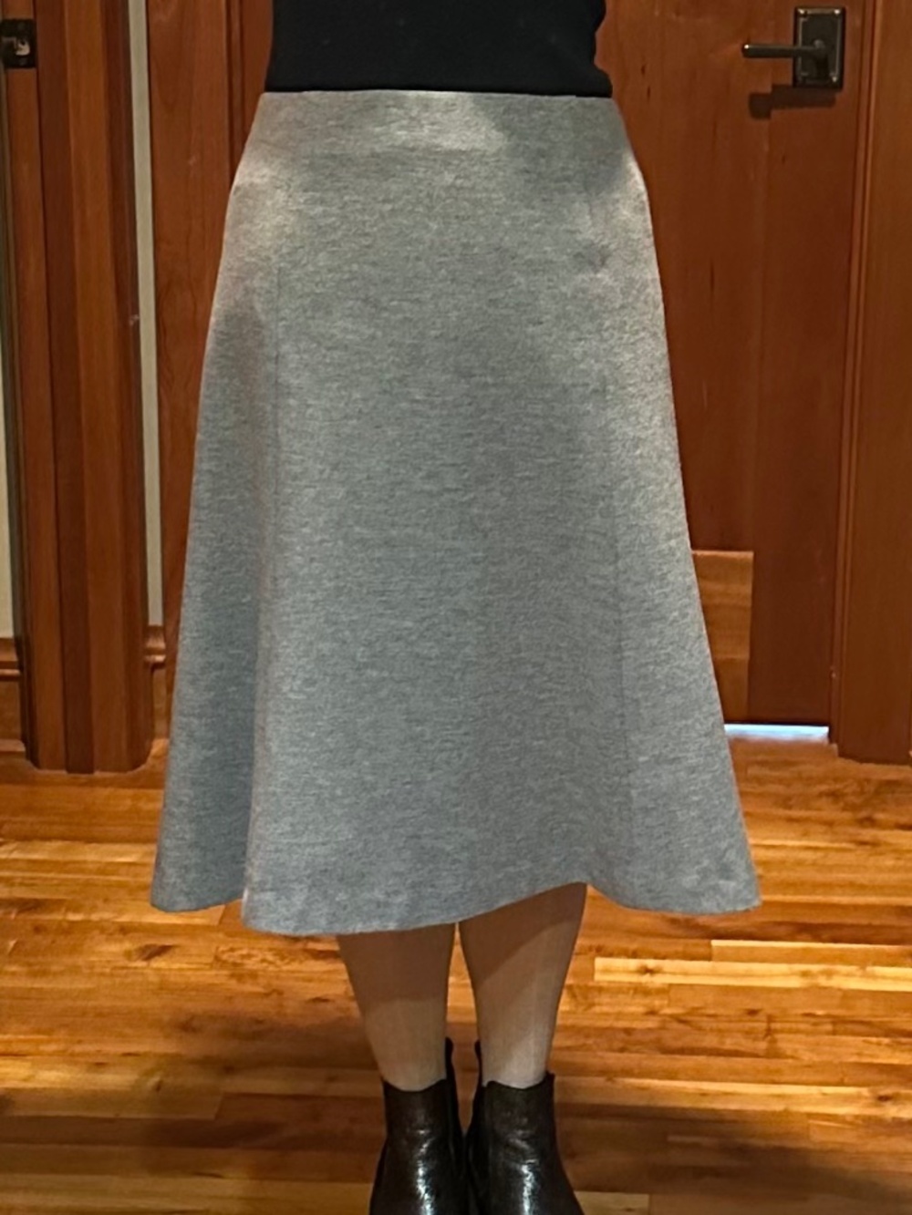 Uniqlo Light Gray A-Line Skirt